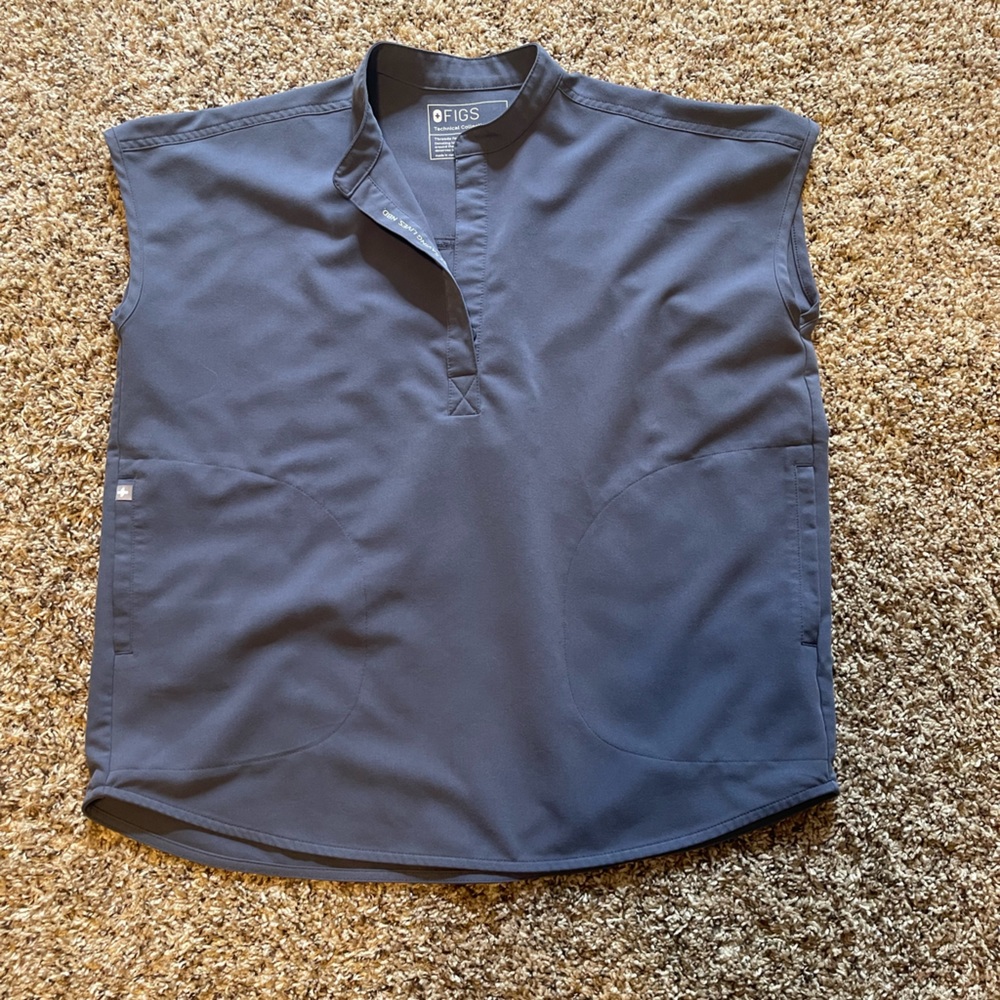 Figs XS oversized Rafaela scrub top